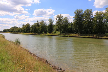 Blick auf den Dortmund-Ems-Kanal in der Nähe von Münster