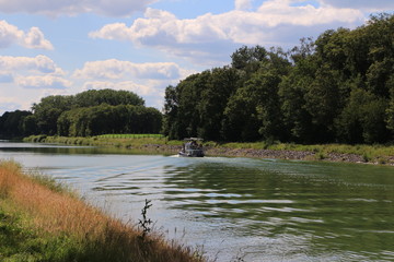 Blick auf den Dortmund-Ems-Kanal in der Nähe von Münster