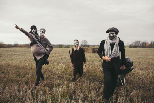 Corpse transportation through the field