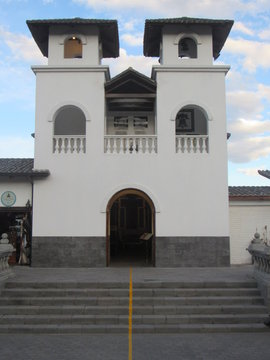 Ecuador.  La Mitad Del Mundo.  Quito