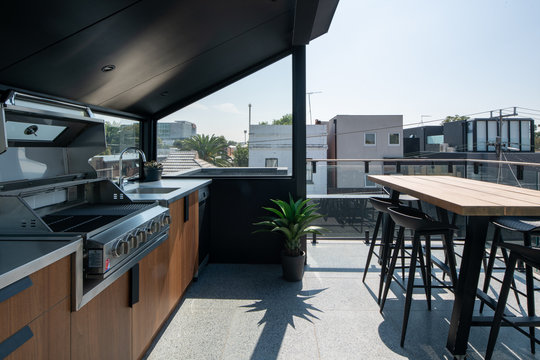 Rooftop entertaining area of luxury townhouse in Melbourne
