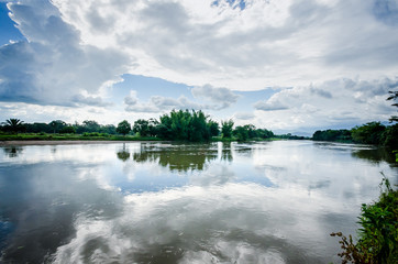 Espejo de Agua, reservas hidricas en colombia, paisajes en lagos y rios
