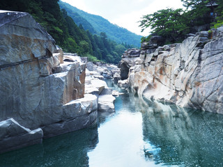 Nezamenotoko Gorge in Kiso, Agematsucho, Japan　木曽八景　寝覚の床