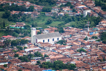 Fototapeta premium Ansermanuevo en el Valle del cauca, vista aerea del municipio y sus paisajes