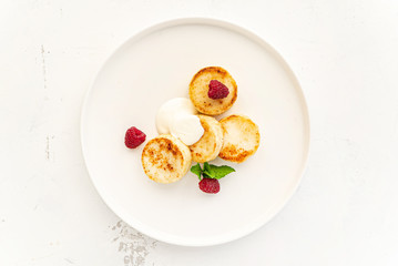 ricotta pancakes with sour cream