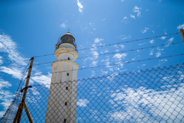 Playa faro de Trafalgar en Andalucia