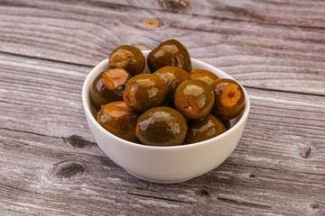 Marinated feijoa in the bowl