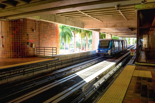 Miami, USA - November 30, 2019: Government Center Metromover Station In Miami, Florida