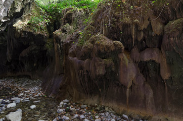 Gorge Mamed gap
