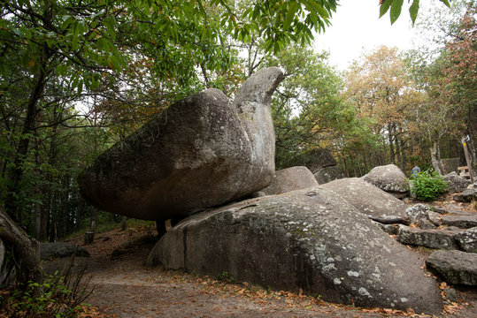 Le massif du Sidobre pr&egrave;s de Castres (chaos de rochers de granit aux formes &eacute;tranges)