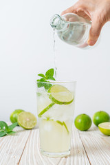 iced lime soda with mint