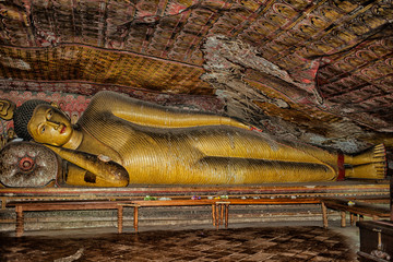 Reclining buddah