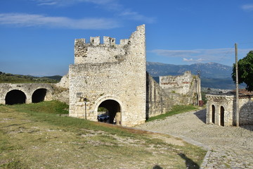 Fototapeta na wymiar Zamek w Berat Albania