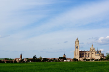 Fototapeta na wymiar View on Catedral de Segovia