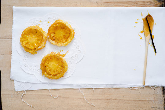 Pineapple tartes tatin