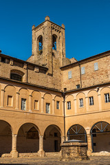 Fototapeta premium Recanati, la città marchigiana in provincia di Macerata, famosa per aver dato i natali al grande poeta italiano Giacomo Leopardi