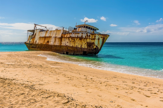 A view towards a shipwreck on Governors beach on Grand Turk
