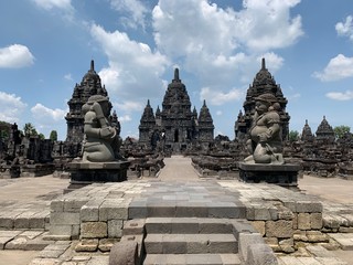 Fototapeta na wymiar Temples de Prambanan, Indonésie 