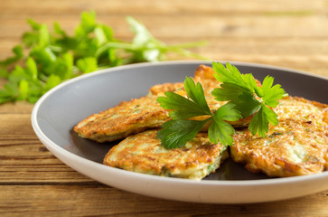 vegetarian healthy zucchini pancakes