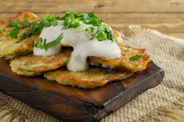 vegetarian healthy zucchini pancakes