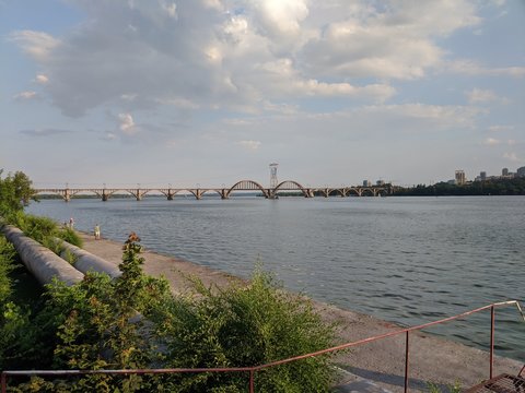 bridge over the river 