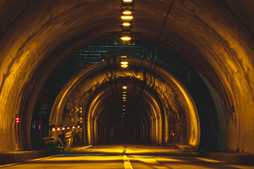 マトリョーシカトンネル