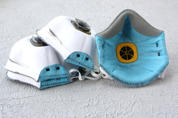 Industrial respirator. Protective mask against dust and gas.