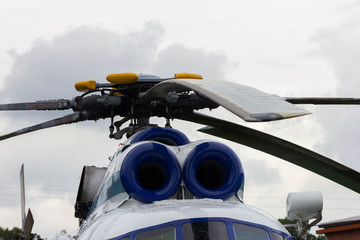 helicopter blades  engine fly transport rescue helipad landing aviation