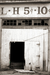 BUILDING, PARK CITY, UT