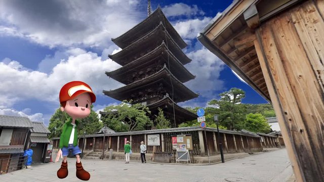 五重塔の前でヒップホップを踊る少年
A boy dancing hip-hop in front of the five-story pagoda