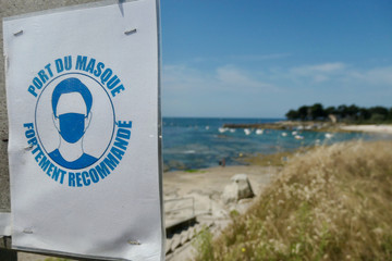 port du masque à la plage covid 19