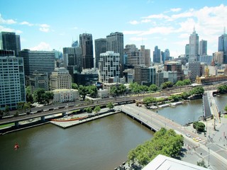 Naklejka premium view of the city and river of Melbourne Australia 