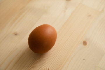 茶色い卵