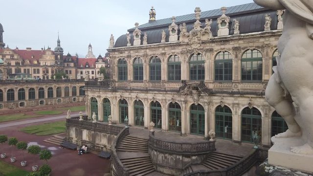 Dresden Zwinger Kronentor Sachsen Deutschland Schloss Geb&auml;ude Burg