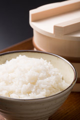 白米とおひつ