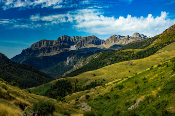 Vista durante la subida y bajada al Ibon de acherito desde la Selva de Oza, Huesca