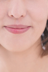 女性の口元