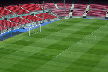 imagem interna de um campo de futebol profisional. Campeonato europeu de futebol. 