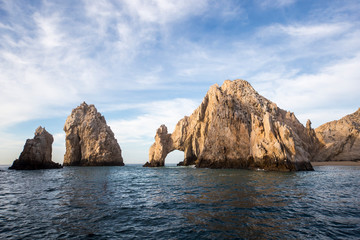 Fototapeta na wymiar The arch of Cabo San Lucas, is a distinctive rock formation at the southern tip of Cabo San Lucas, which is itself the extreme southern end of Mexico's Baja California Peninsula. 