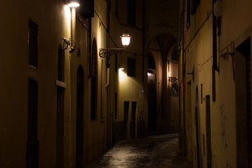 Alleys within the city of Florence