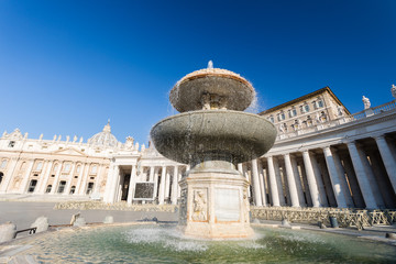 Piazza San Pietro senza persone, Vaticano