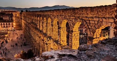 Acueducto en Navidad