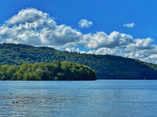 Fototapeta premium lake and mountains