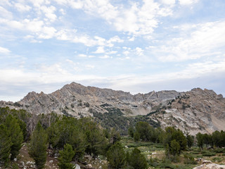 Cloudy view of the beautiful landscape around the Favre Lake trail