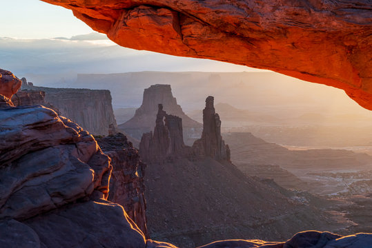 Washerwoman through Mesa Arch Canyonlands National Park Utah USA 
