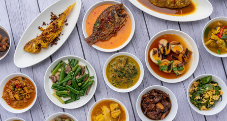 Thai Mixed Curries and Soups