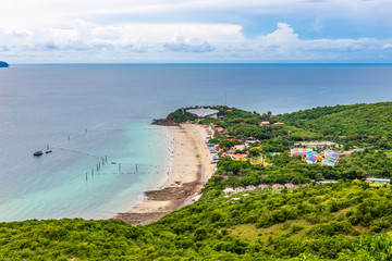 Koh Larn Viewpoint at Samae Beach is a popular tourist destination.
