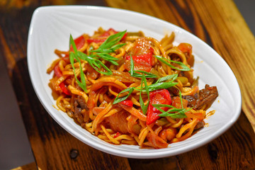 food, meal, dinner, dish, pasta, cuisine, noodles, plate, thai, salad, chicken, delicious, meat, lunch, fried, healthy, vegetable, thailand, white, rice, gourmet, green, asia, spaghetti, sauce
