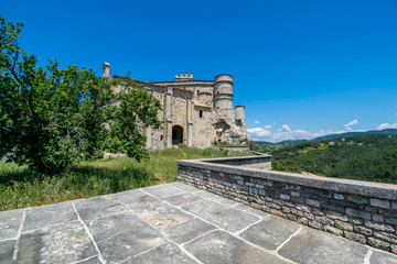 Le Barroux, village perché du Luberon en France.