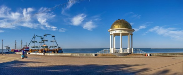 Berdyansk embankment in the early morning